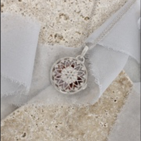 Sterling silver locket by With You Lockets - Picture 5 of 5